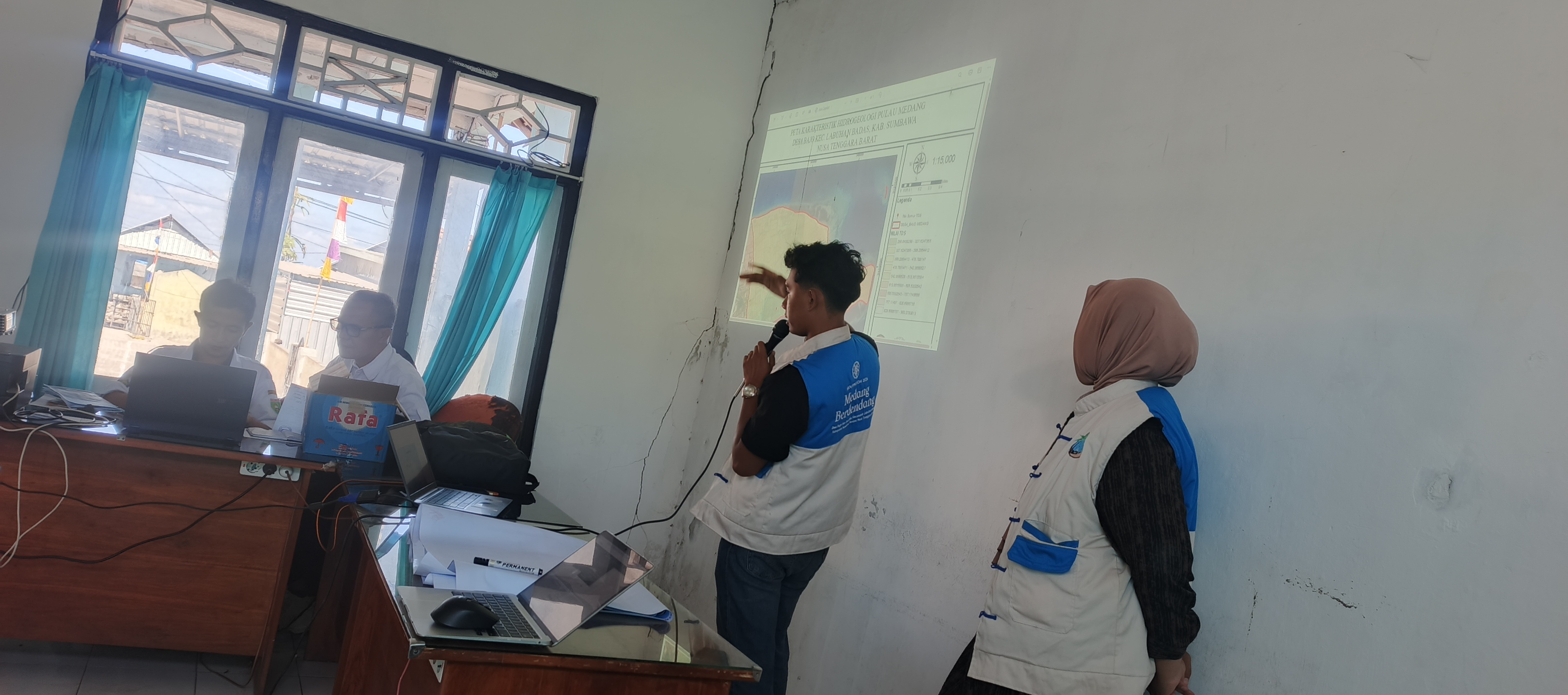 Pemaparan dan Penyerahan Program Kerja KKN-PPM UGM di Desa Bajo Medang